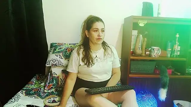 dayan hanks online show from 04/12/26, 11:10