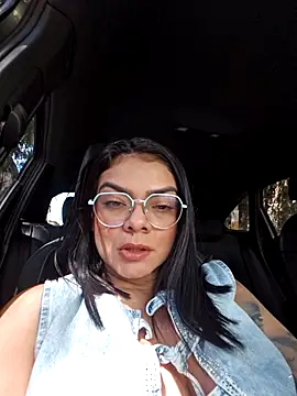 sofiaalarson online show from 04/10/26, 06:34