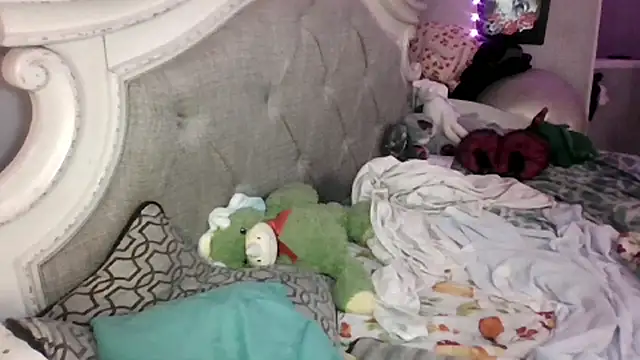 Dusaa  online show from 02/28/26, 11:33