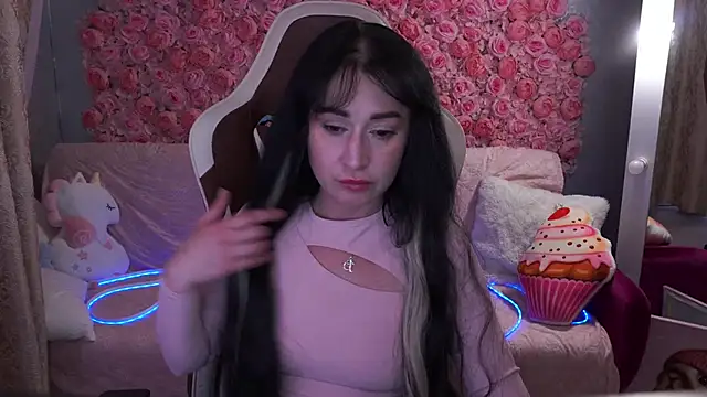 CarolinaaFoxyyy online show from 05/28/26, 07:00