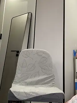 hoho-is online show from 02/05/26, 04:33