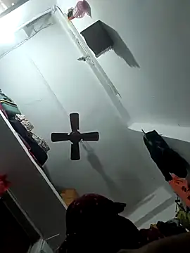 saniya24824 online show from 04/06/26, 05:14