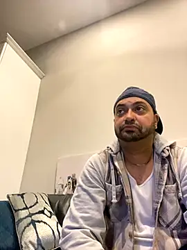 juicythickclit69 online show from 11/29/25, 03:53