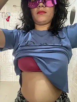 Red Queen 11 online show from 11/16/25, 07:47