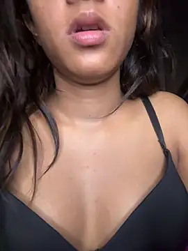 Snapshot of Your___Moonlight chatting on 02/11/26, 09:53 Your Moonlight online show from 02/11/26, 09:53