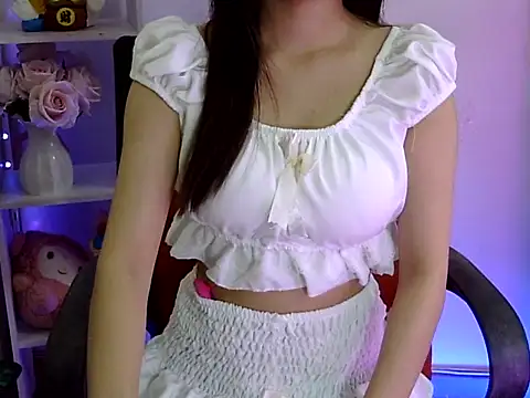 Lee-Young66 online show from 11/12/25, 06:58