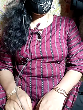 HotGirl23231 online show from 04/23/26, 05:37