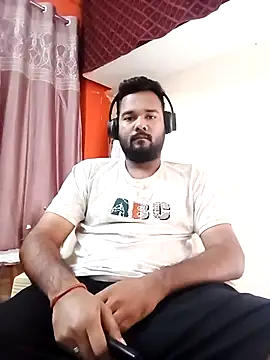 Snapshot of Hary_kq chatting on 11/10/25, 07:29 Hary kq online show from 11/10/25, 07:29