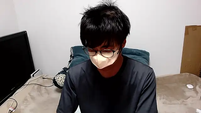 yuu-to-desu online show from 04/29/26, 04:16