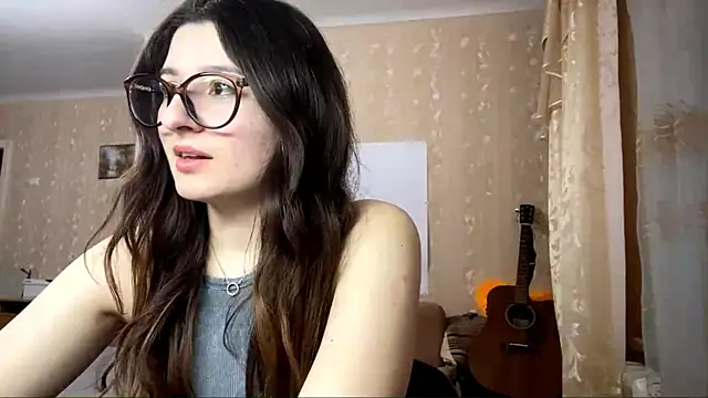 Snapshot of DonnieBooton chatting on 11/17/25, 01:06 DonnieBooton online show from 11/17/25, 01:06