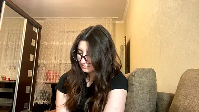 Snapshot of DonnieBooton chatting on 01/09/26, 03:04 DonnieBooton online show from 01/09/26, 03:04