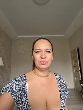 Milana8263 online show from 11/12/25, 08:26