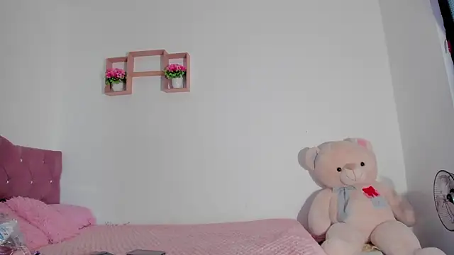 vanessa sexyhot  online show from 02/21/26, 01:45