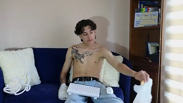 Derekswan online show from 01/15/26, 09:29