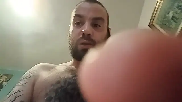 Snapshot of Alessiooo908 chatting on 07/01/26, 02:07 Alessiooo908 online show from 07/01/26, 02:07
