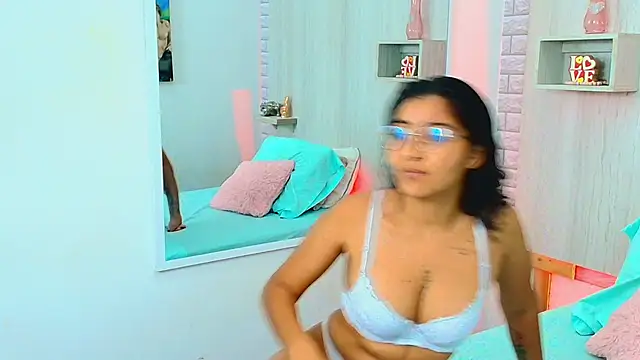 KATY LOWERY online show from 04/07/26, 04:35