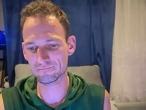 Hotcrazy235 online show from 11/16/25, 03:17