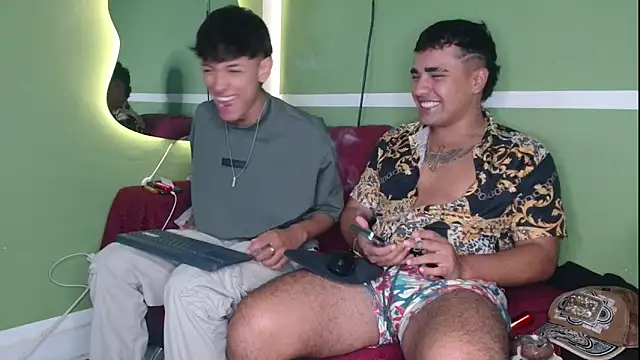 hank hand online show from 11/12/25, 12:11