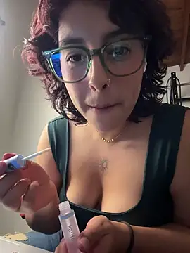 VictoriaAmelie online show from 12/02/25, 06:08