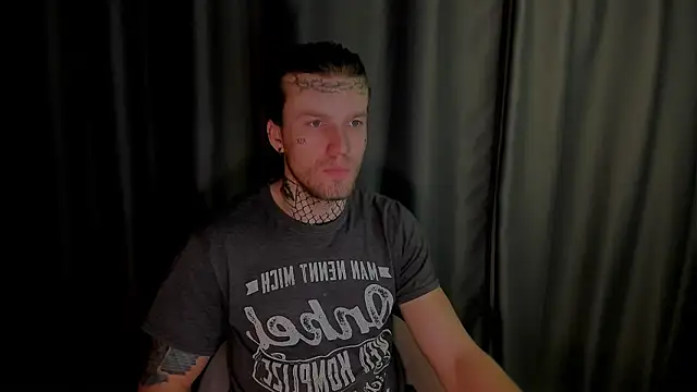 Huntall77 online show from 11/30/25, 01:15