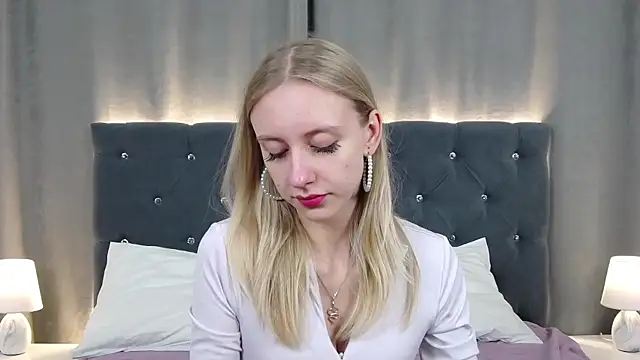 RachaelCute online show from 04/22/26, 04:26