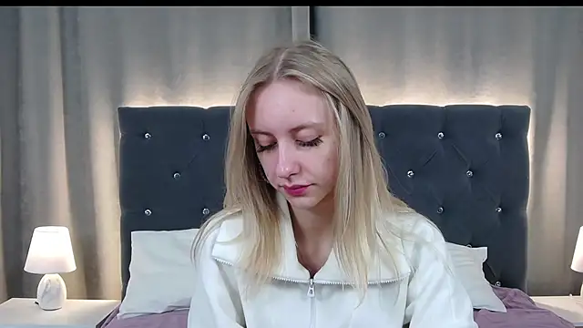 RachaelCute online show from 04/24/26, 04:15