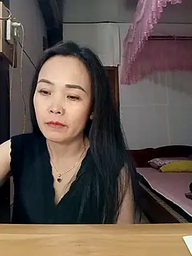 Feeling-hot online show from 02/04/26, 02:56