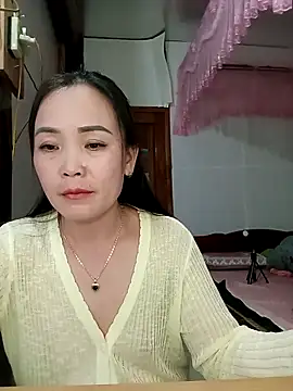 Feeling-hot online show from 02/20/26, 01:11