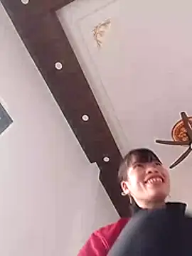 Snapshot of Nhi-2k chatting on 11/10/25, 08:13 Nhi-2k online show from 11/10/25, 08:13