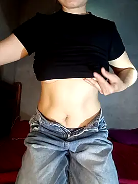 thuy-kieu online show from 02/26/26, 09:41