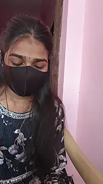 Snapshot of Iamyourdarling chatting on 11/11/25, 06:13 Iamyourdarling online show from 11/11/25, 06:13