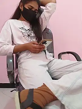 Iamyourdarling online show from 12/02/25, 05:46