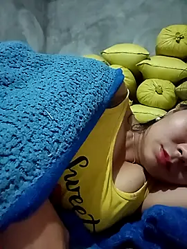 vangkt-cute online show from 12/14/25, 10:47