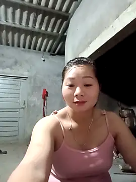 vangkt-cute online show from 04/16/26, 10:23