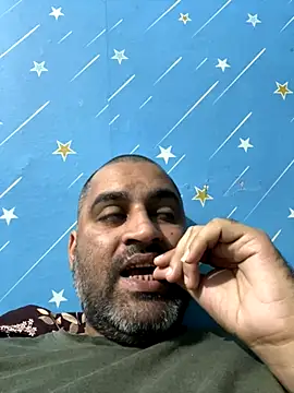 Snapshot of arjunforyou4 chatting on 11/23/25, 09:31 arjunforyou4 online show from 11/23/25, 09:31