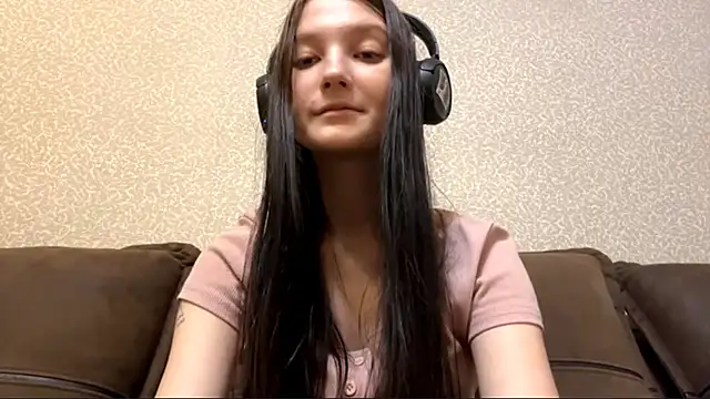 AurorAurora online show from 11/30/25, 09:02