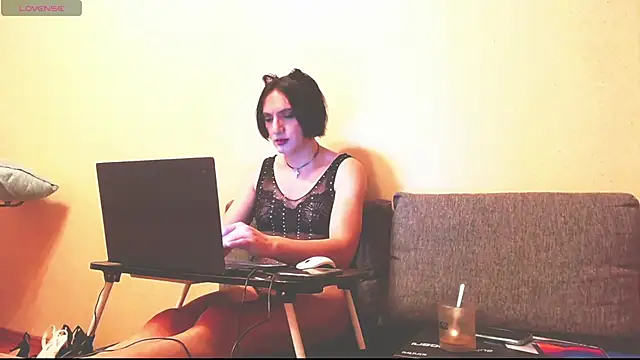 IrenModelTrans online show from 11/27/25, 05:15