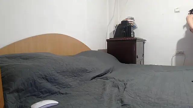 Snapshot of MissyDior8 chatting on 02/15/26, 11:41 MissyDior8 online show from 02/15/26, 11:41