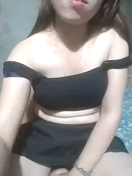 Snapshot of girl-ten chatting on 11/10/25, 01:21 girl-ten online show from 11/10/25, 01:21