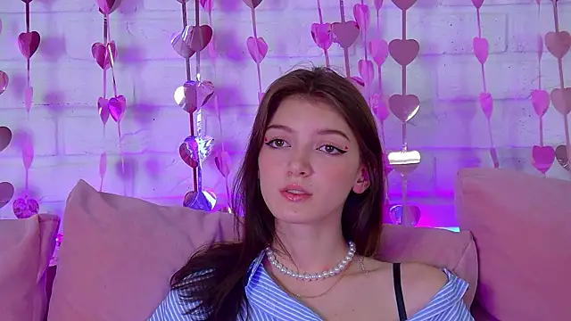 SophiaProve online show from 02/12/26, 04:46