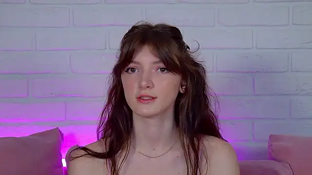 Snapshot of SophiaProve chatting on 05/19/26, 06:03 SophiaProve online show from 05/19/26, 06:03