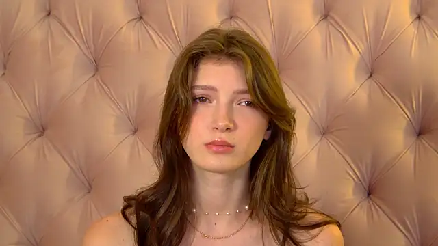 Snapshot of SophiaProve chatting on 08/03/26, 04:33 SophiaProve online show from 08/03/26, 04:33