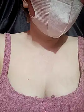 MiHeni online show from 02/13/26, 02:35