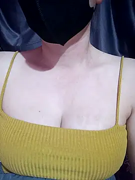 MiHeni online show from 04/16/26, 04:30