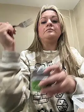 LaurenSpitz online show from 02/23/26, 11:40