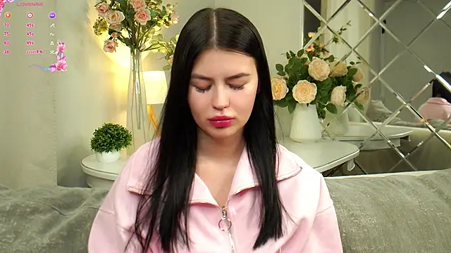 CoreenYorton online show from 02/05/26, 01:21