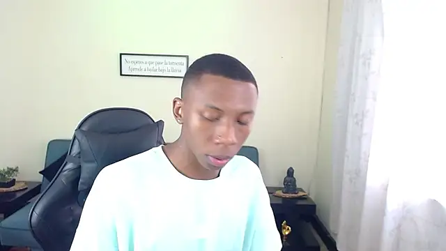 Miilo18 online show from 12/13/25, 09:09