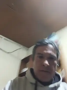 Snapshot of Riki121274 chatting on 08/01/26, 02:22 Riki121274 online show from 08/01/26, 02:22