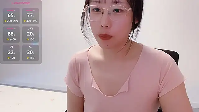 suisui322 online show from 11/28/25, 06:16