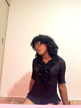 FemboyCartii online show from 11/11/25, 09:09